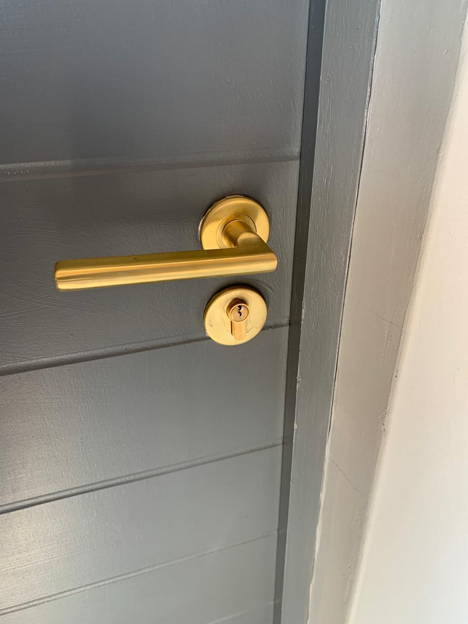 Handles R Us hero image 1